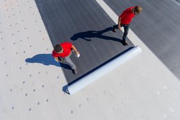 Matériaux pour toitures plates : comment harmoniser étanchéité, isolation et finitions ?